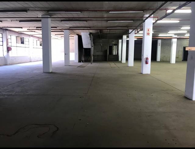 2,490M² WAREHOUSE TO LET IN WYNBERG